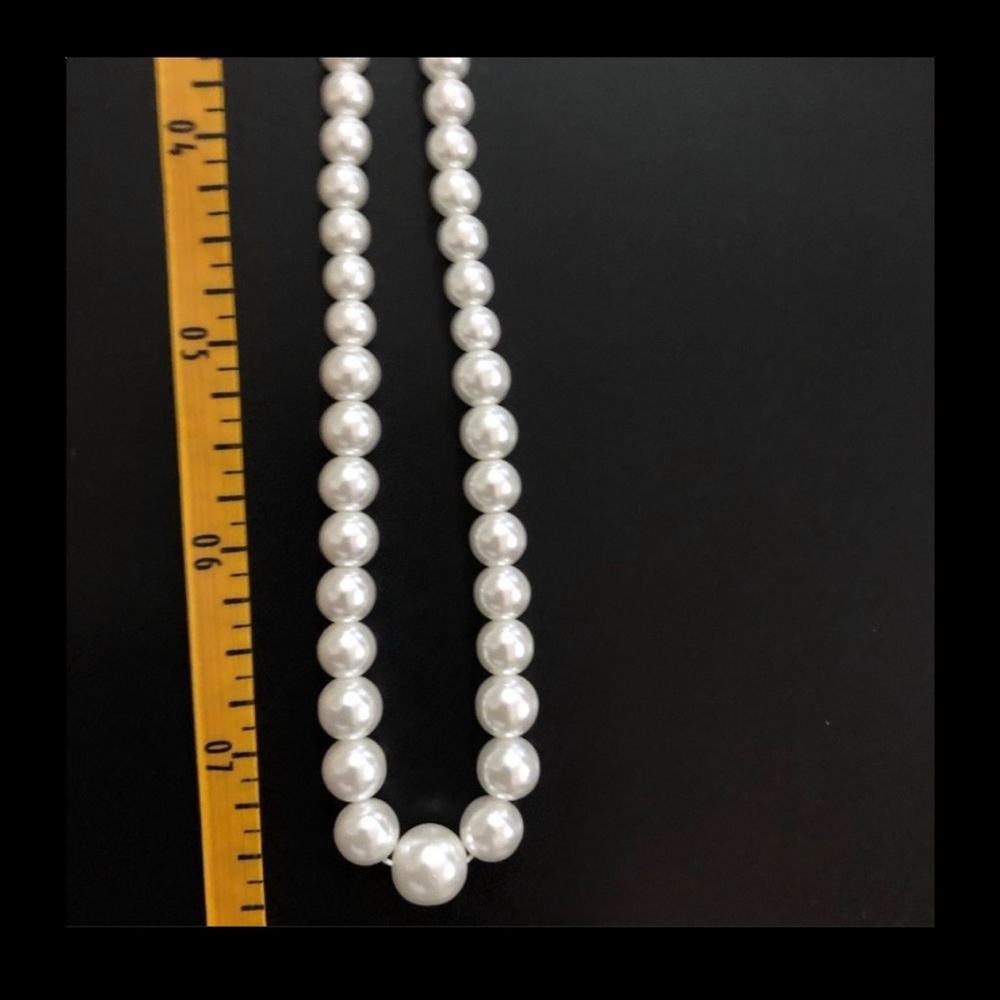 Vintage Graduated Faux Pearl Necklace